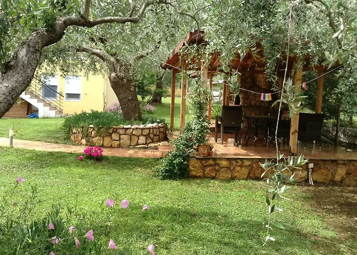 House Christie 펜션 *